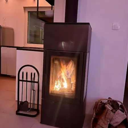 בית נופש Felix House שיופוק