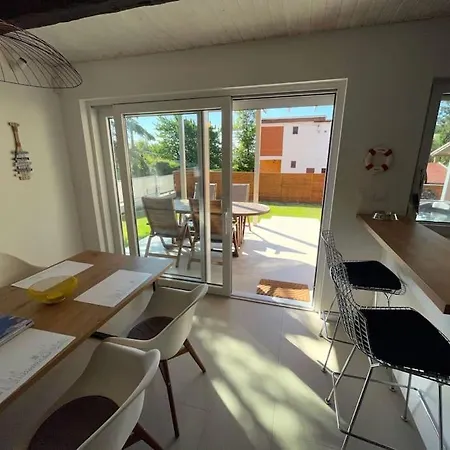 Felix House שיופוק