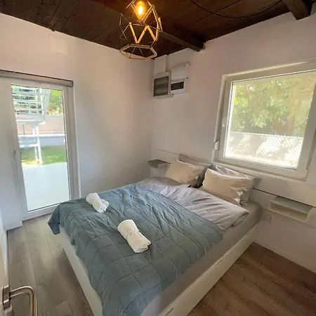 Felix House בית נופש