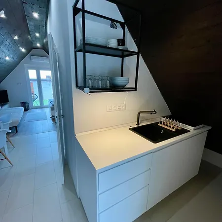 Felix House בית נופש שיופוק