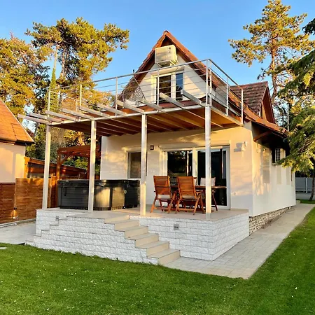 Felix House Siofok